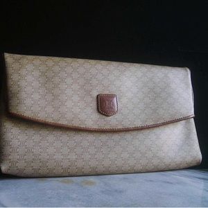 Vintage tan leather Celine clutch